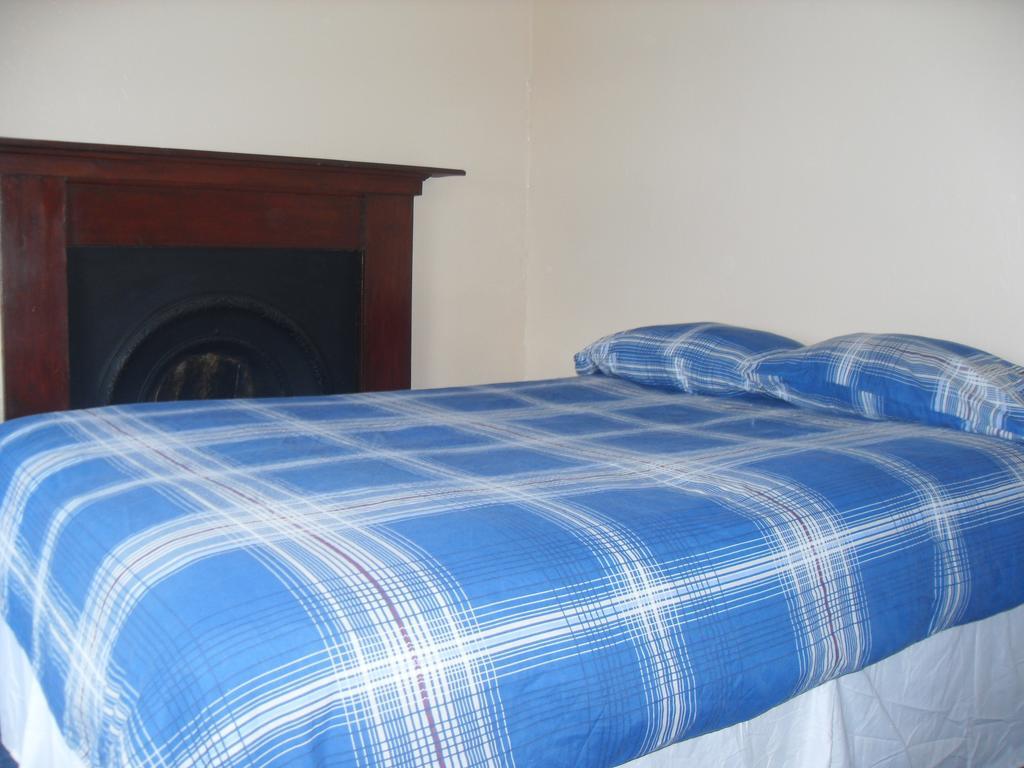 קייליקין Saucy Mary'S Hostel מראה חיצוני תמונה